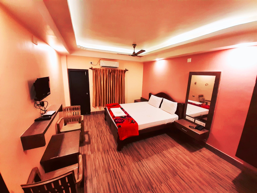 hotel crown of digha