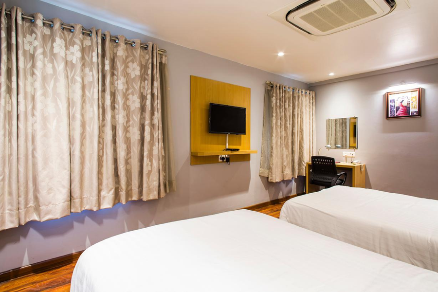 the royal city hotel