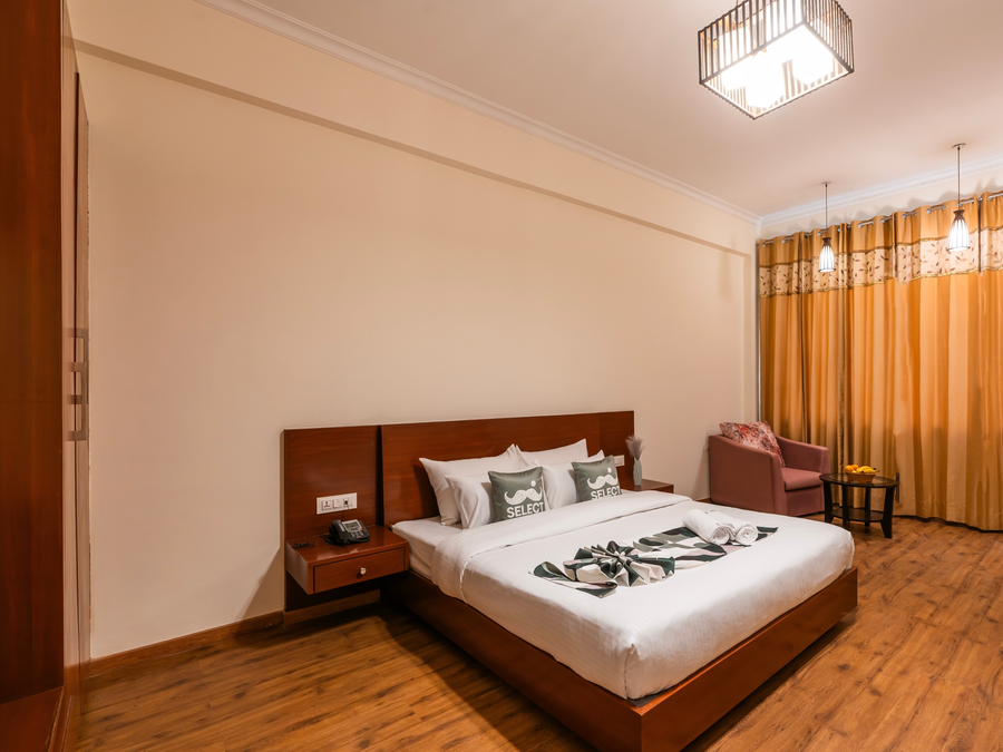 moustache select manali