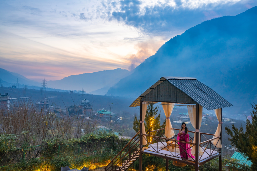 moustache select manali