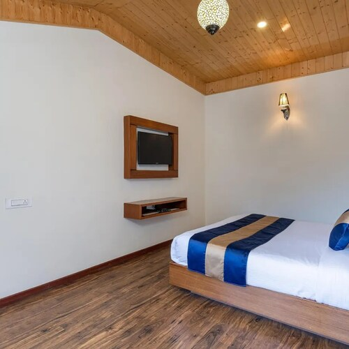 moustache select manali