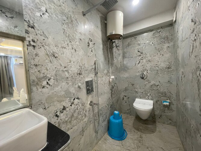 parth king resort tarapith