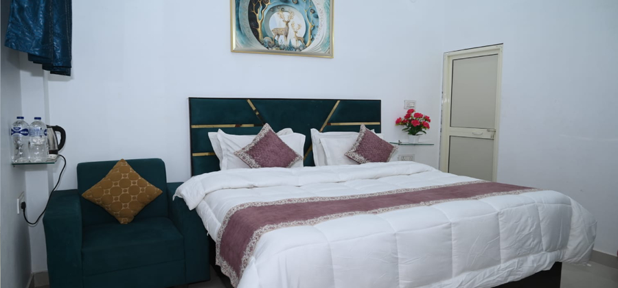 shri dham hotel and resort