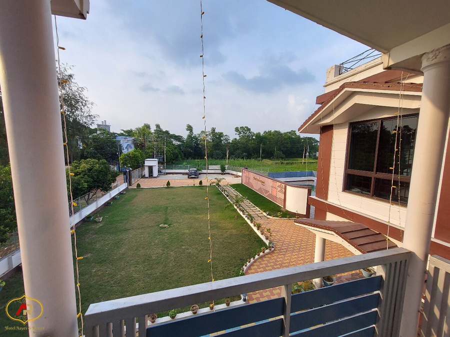 hotel aayes and resort