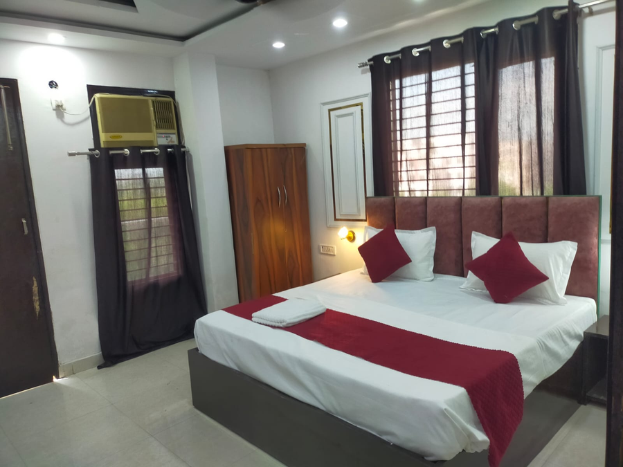 Hotel Celebration Home,Rohini,3 star