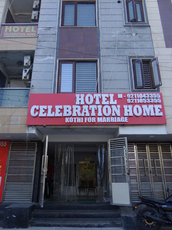 Fabhotel Celebration Home New Delhi,Rohini,3 star