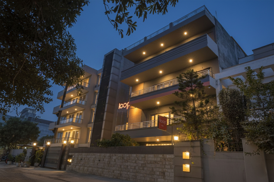 Loop By Zolo Baani Square, Gurugram,,3 star