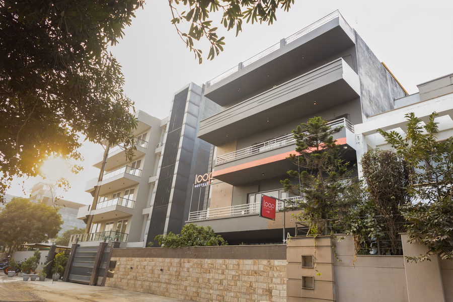 Loop By Zolo Baani Square, Gurugram,,3 star