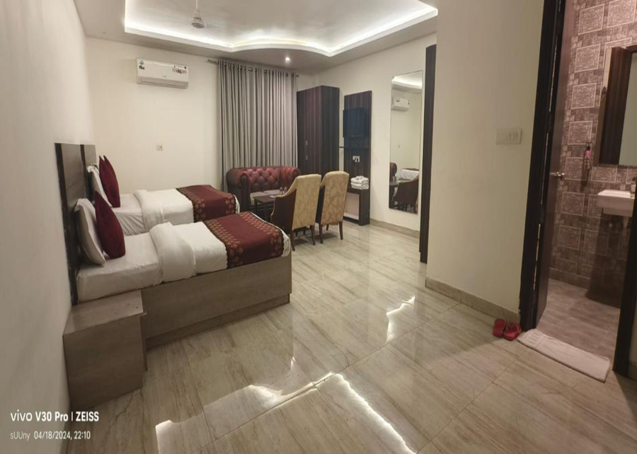 hotel lakshmi palace
