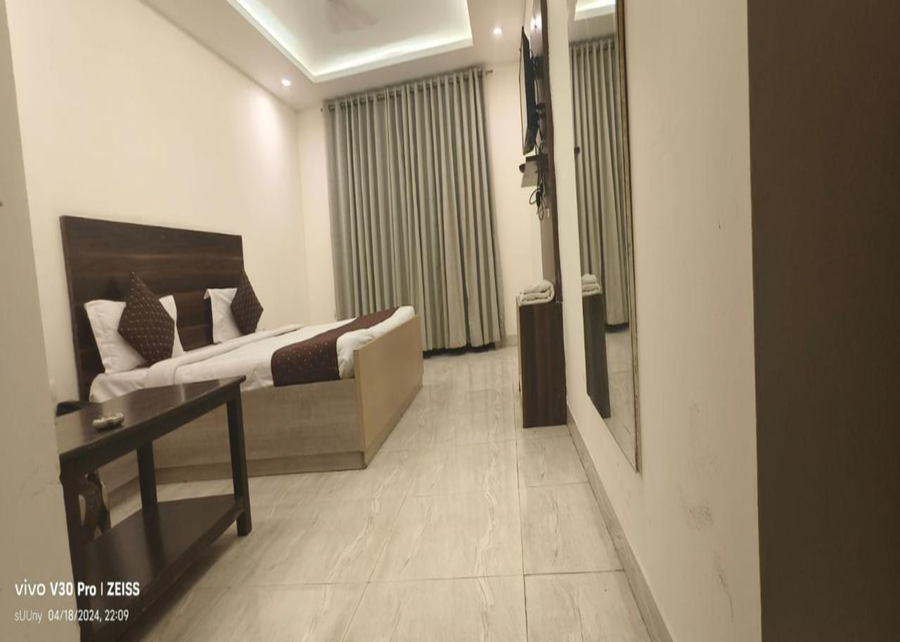 hotel lakshmi palace