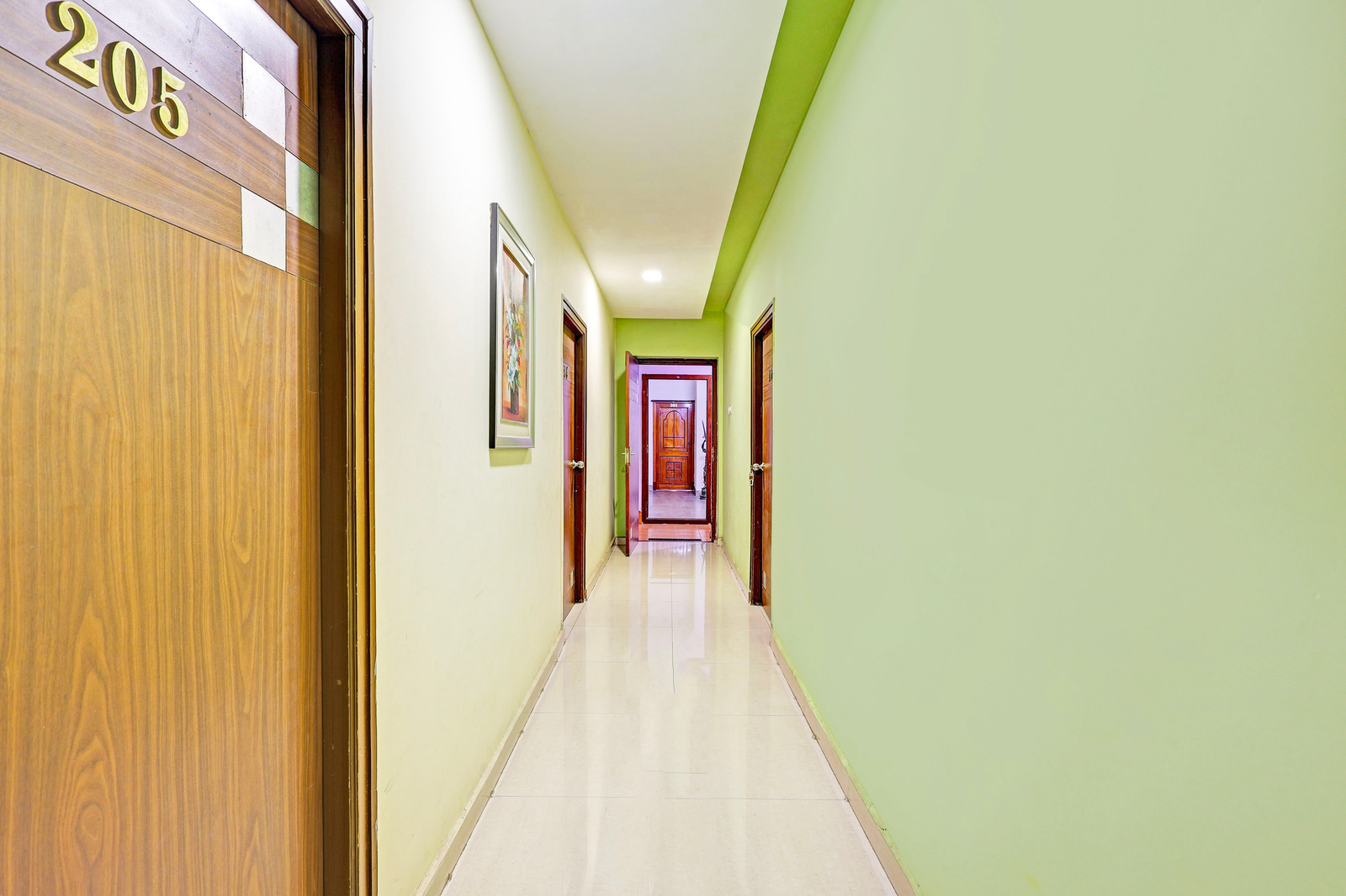 super townhouse seethammadhara junction formerly vijaya residency