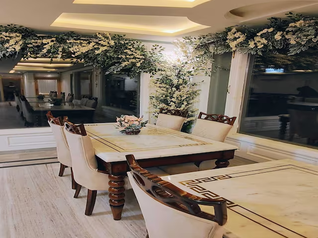 Palette Hotel Cecil By Checkin Srinagar,,3 star