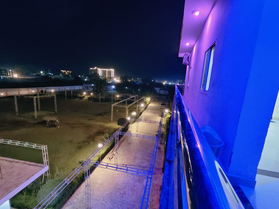 radhe shyam resort vrindavan by hrg