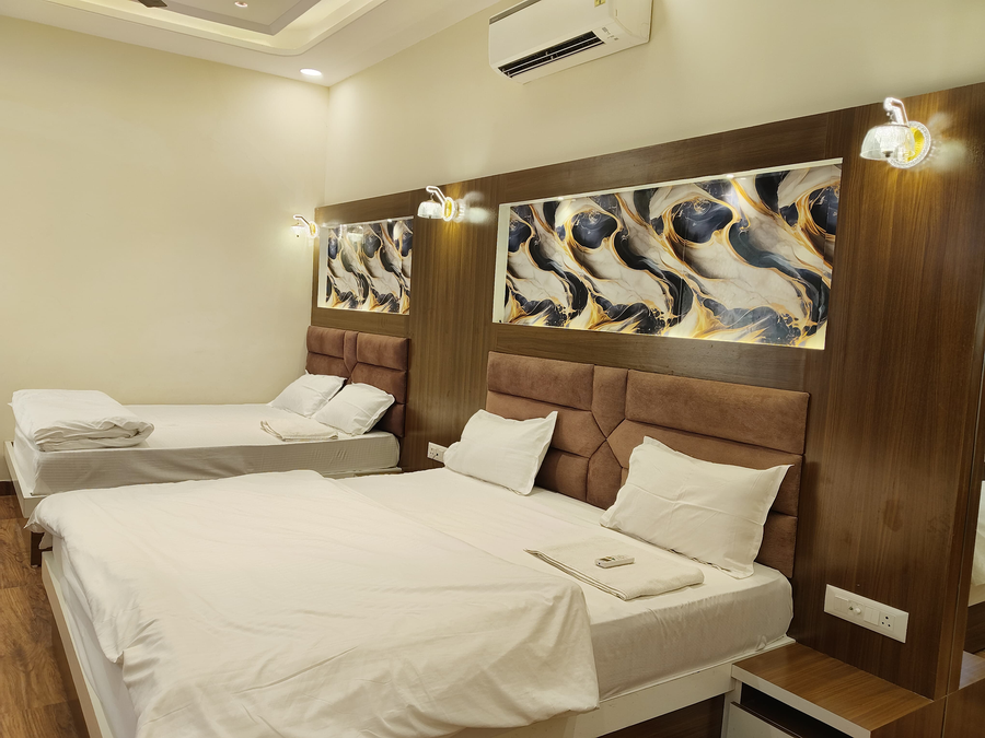 pink mahal hotel and resort