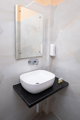 hotel shiva nilay inn