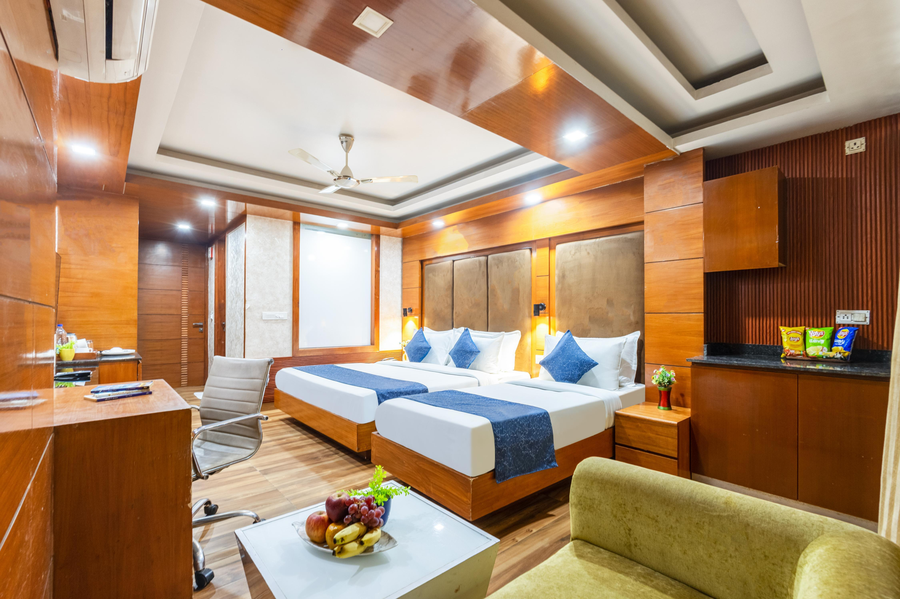 the global hotel by golden place