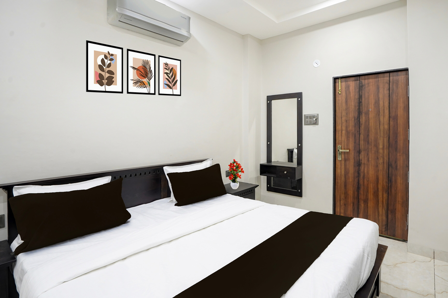townhouse rajendra nagar main road