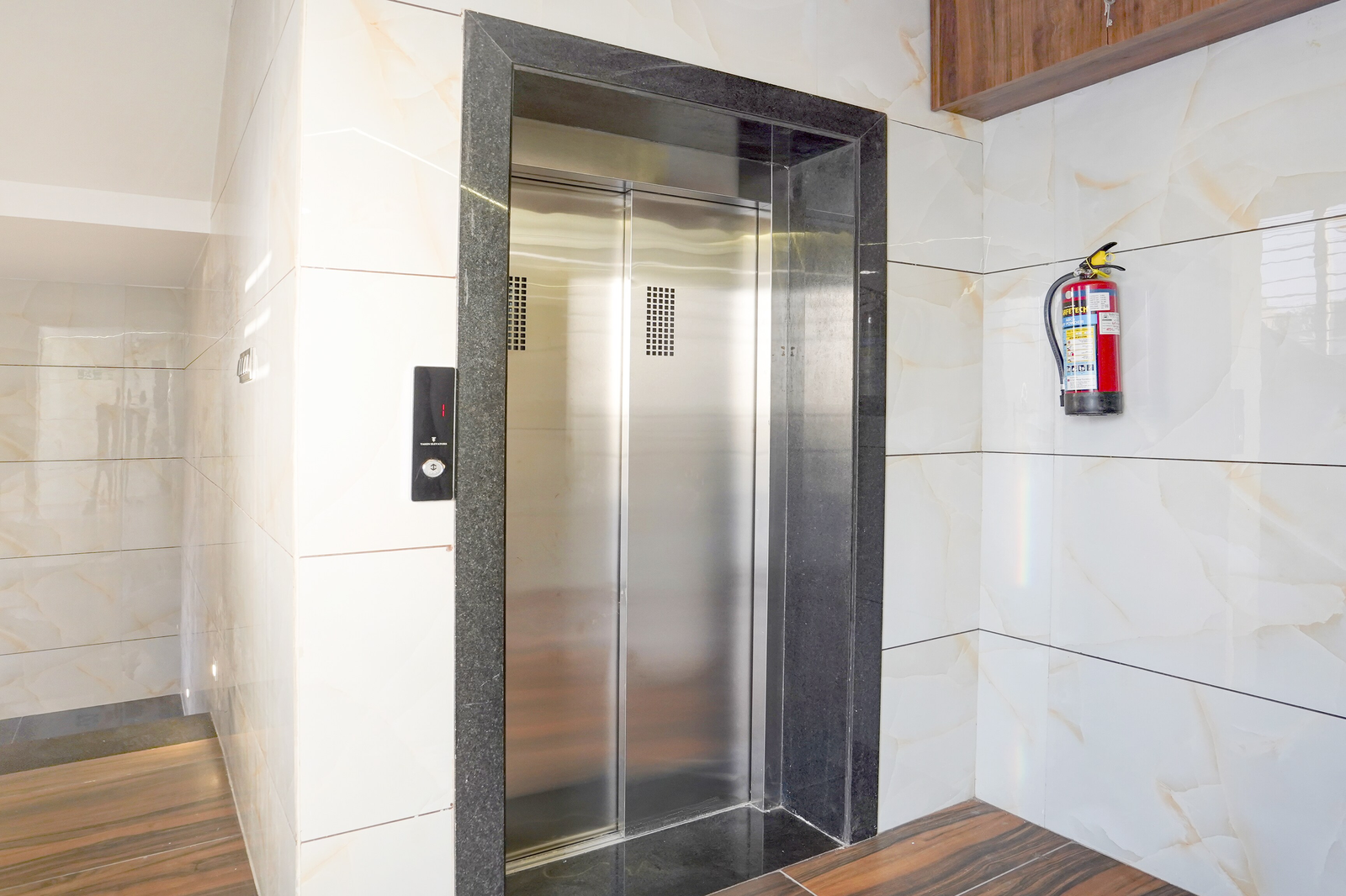 townhouse rajendra nagar main road