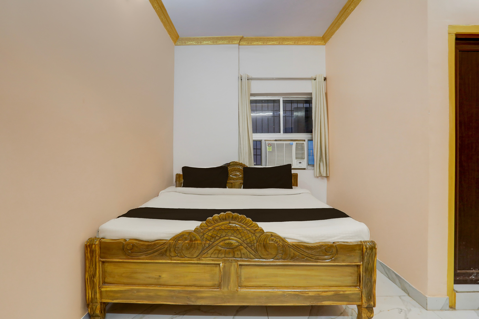 super hotel o patliputra golambar