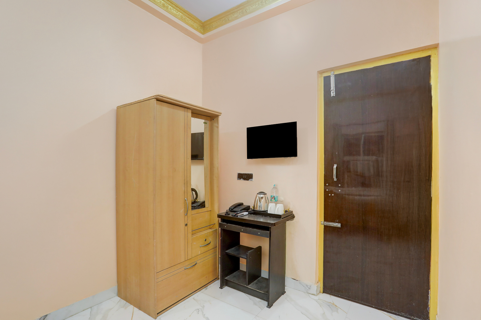 super hotel o patliputra golambar