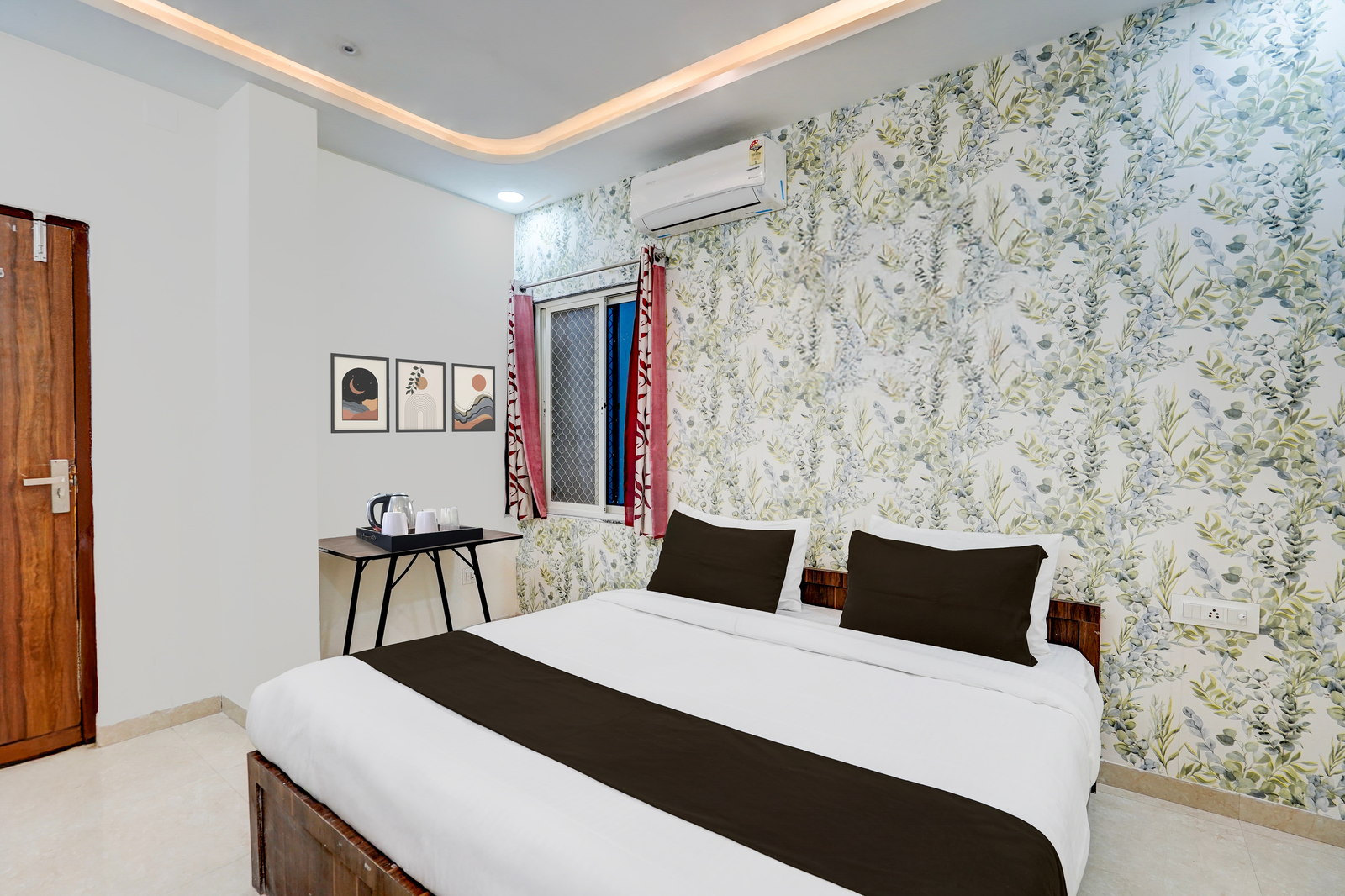 super collection o sector 14 udaipur formerly hotel jk inn