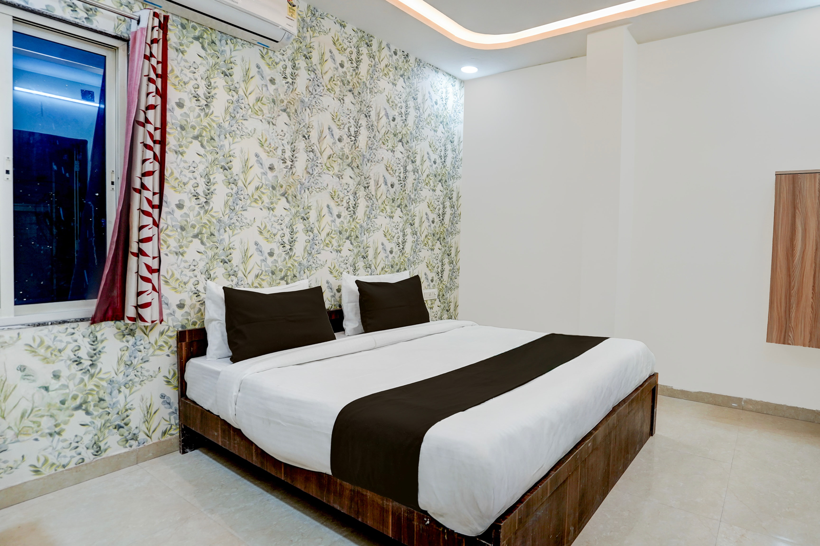 super collection o sector 14 udaipur formerly hotel jk inn