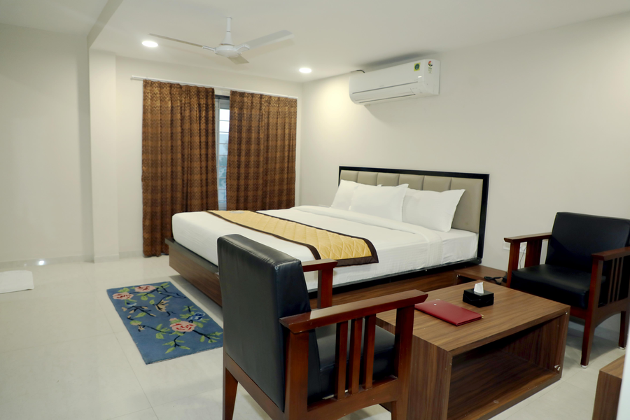 vov hotels vijayapura