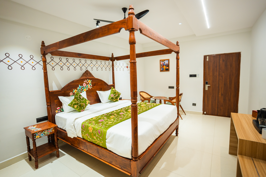 hotel indiana hitech city