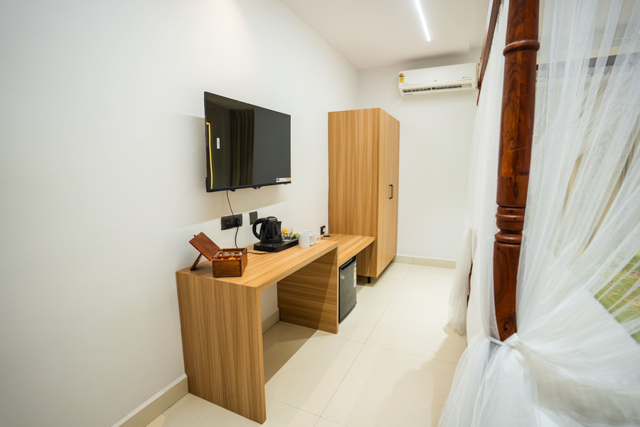 hotel indiana hitech city