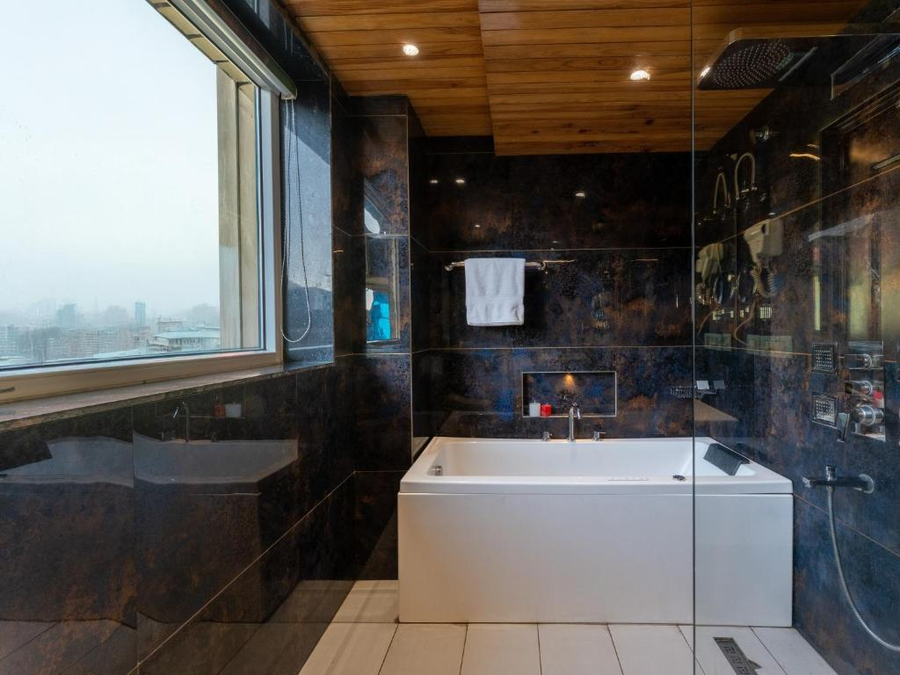 moustache select mcleodganj