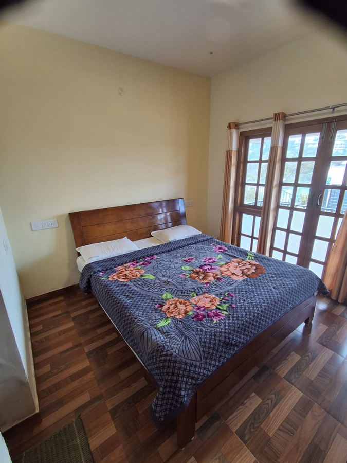 aristo clouds king suite