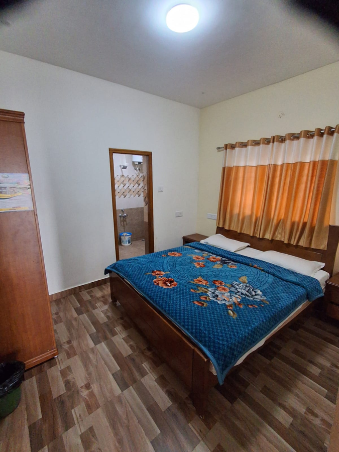 aristo clouds king suite