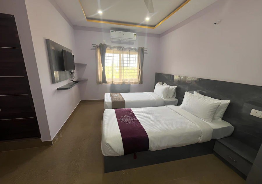 friends suites inn kempegowda airport road