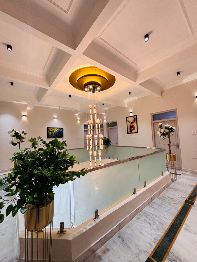 Regal Retreat,,2 star