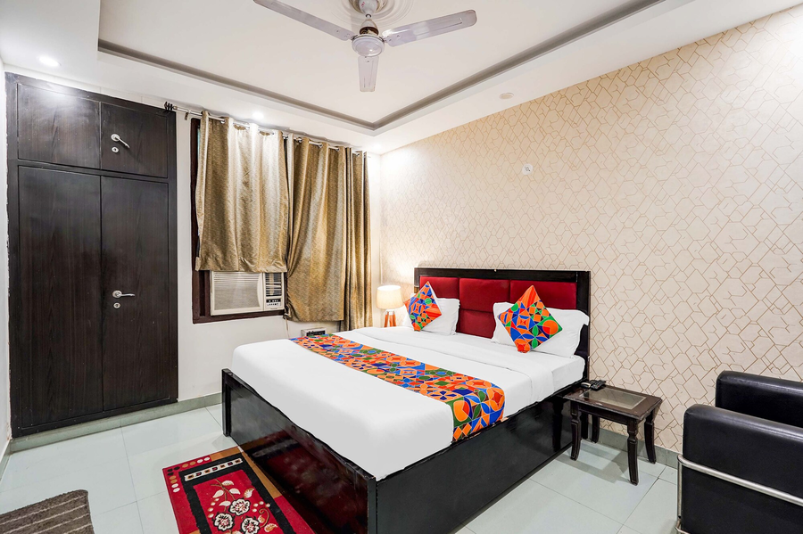 fabhotel novis house