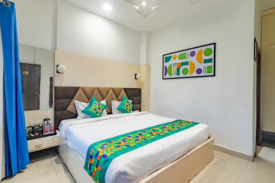 treebo kgf villa with swimming pool