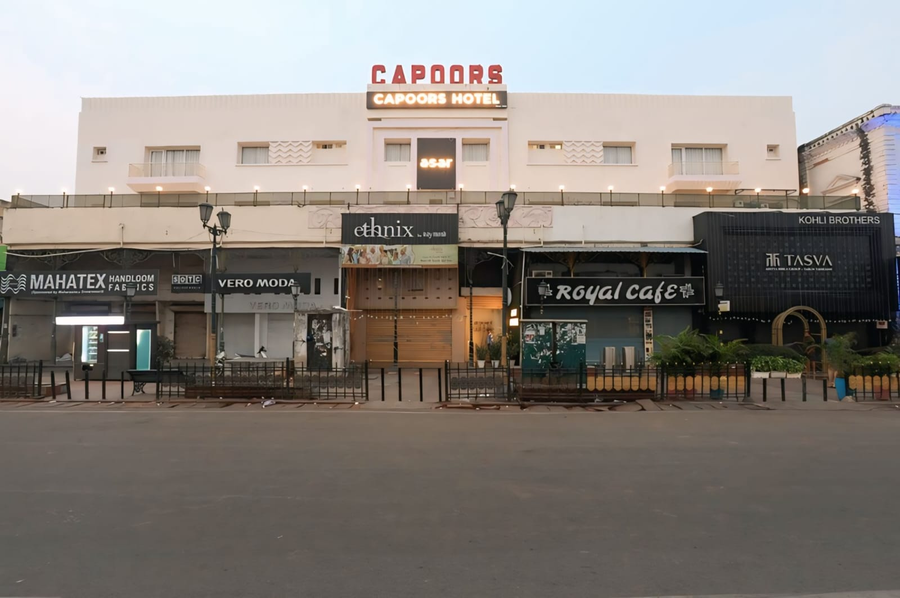 Asar Capoors Hotel Hazratganj By Orion Hotels,,4 star