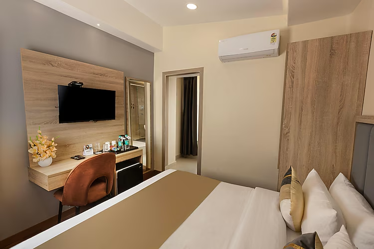 asar capoors hotel hazratganj by orion hotels