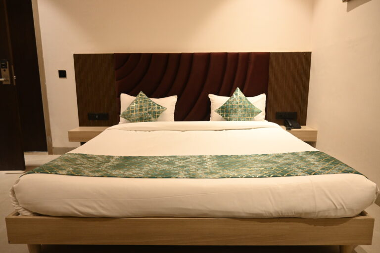 Prince Diamond Boutique Hotel,Near Mahmoorganj,3 star