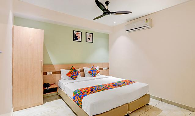 fabhotel silver cloud