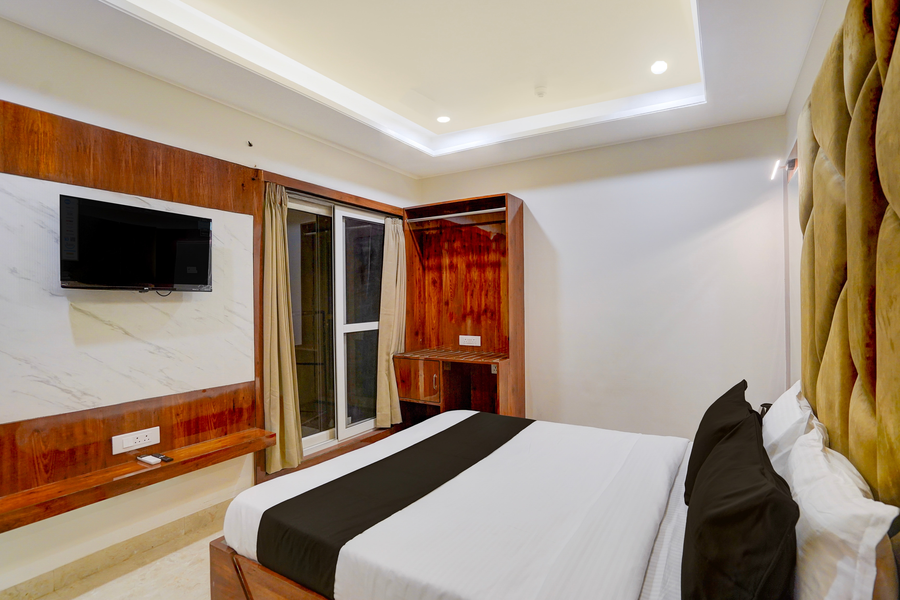 super townhouse oak railway junction kota formerly hotel crosslane