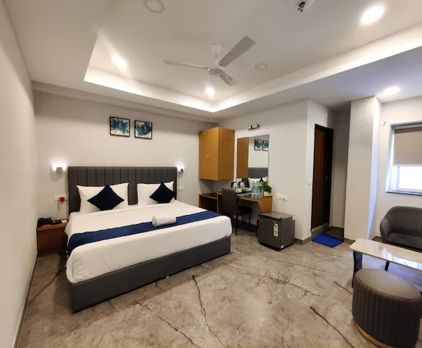 elite hotel gachibowli