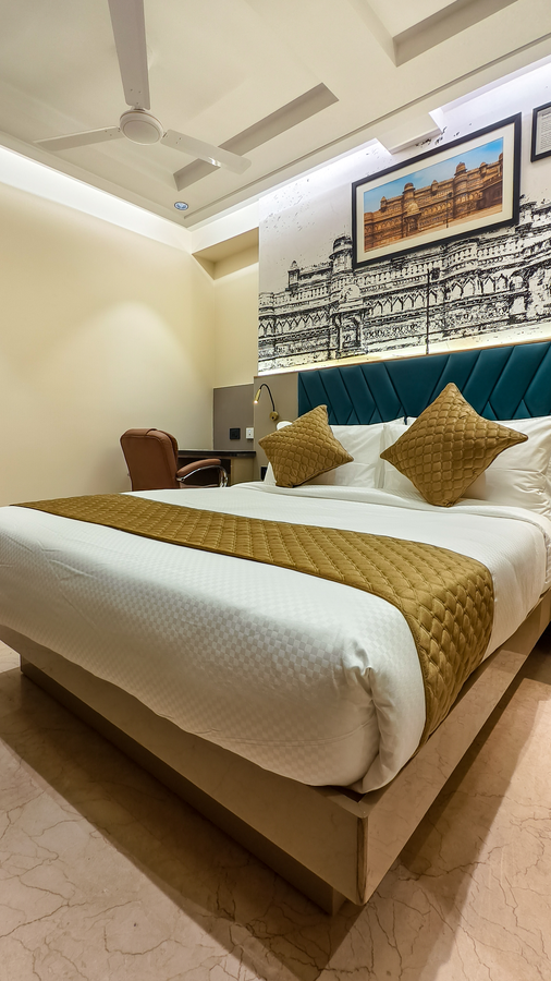 nanak niwas beacon new delhi paharganj