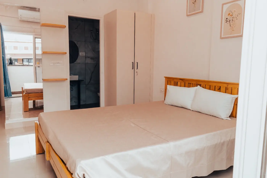 14th avenue service apartment