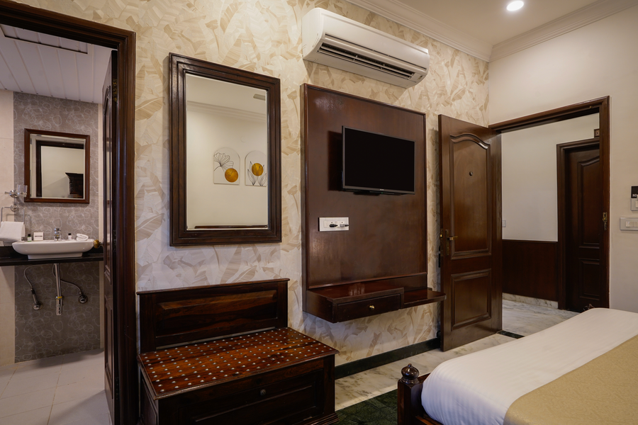 hnm the boutique hotel