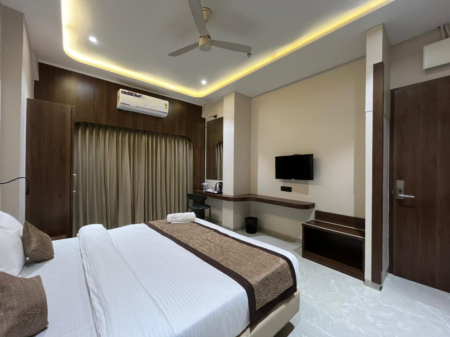 Hotel Purnima Regency, Dhule,,3 star