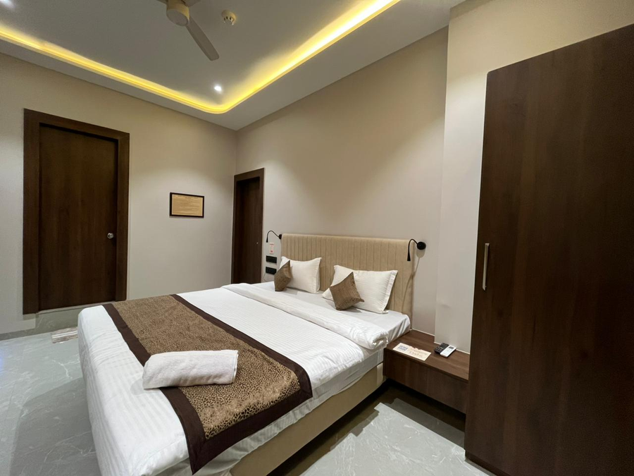 Hotel Purnima Regency, Dhule,,3 star