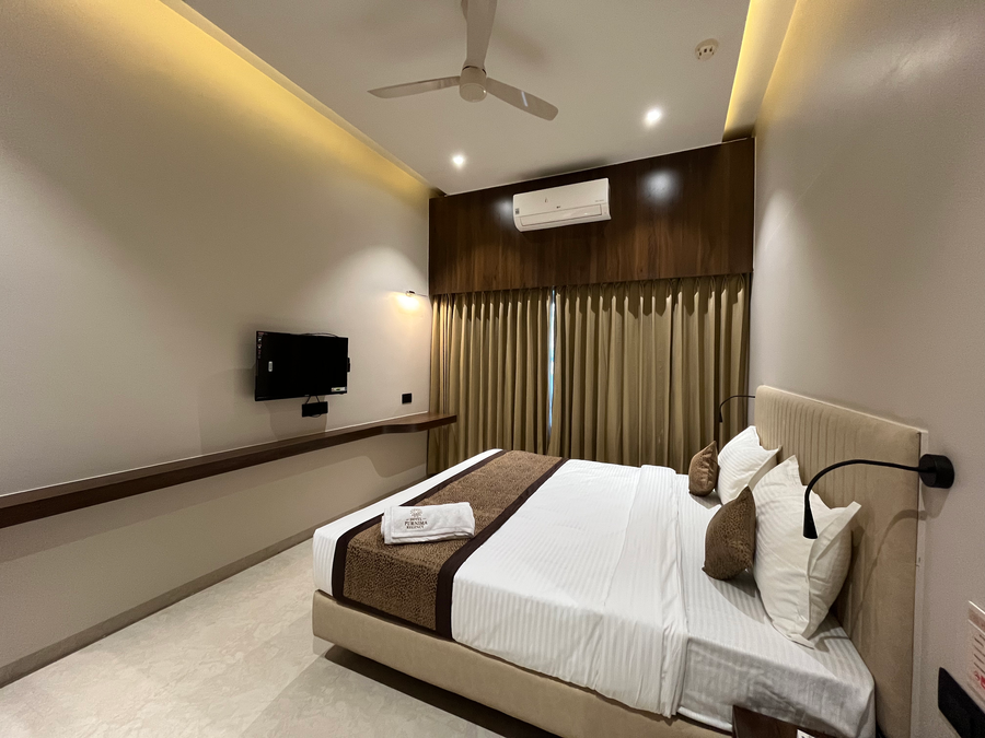 hotel purnima regency dhule