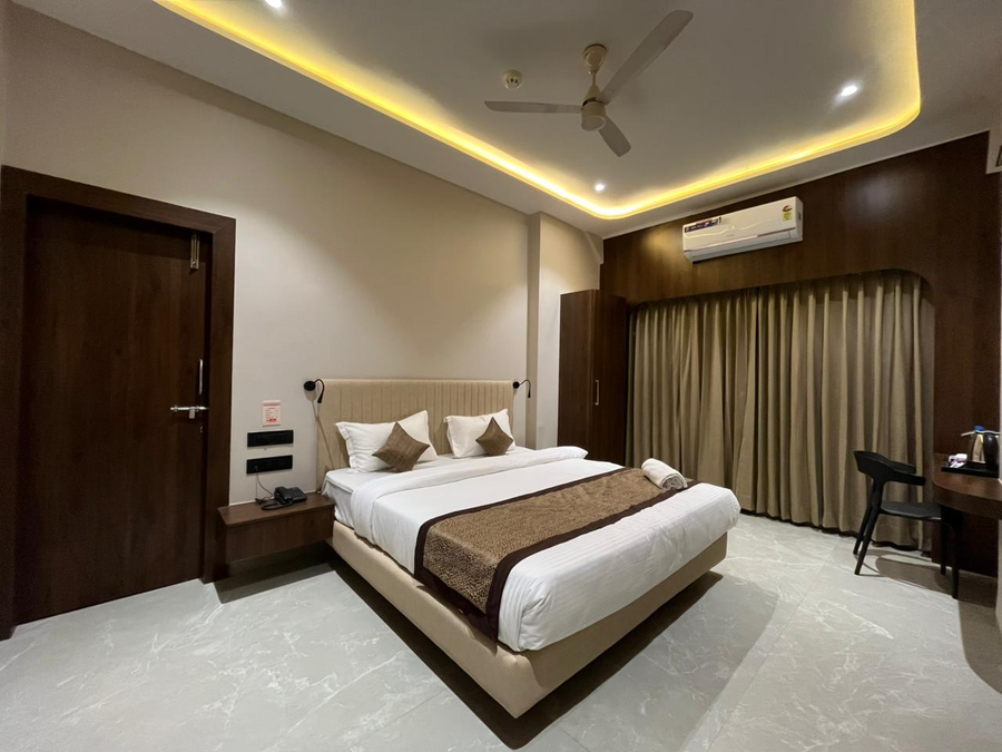Hotel Purnima Regency, Dhule,,3 star