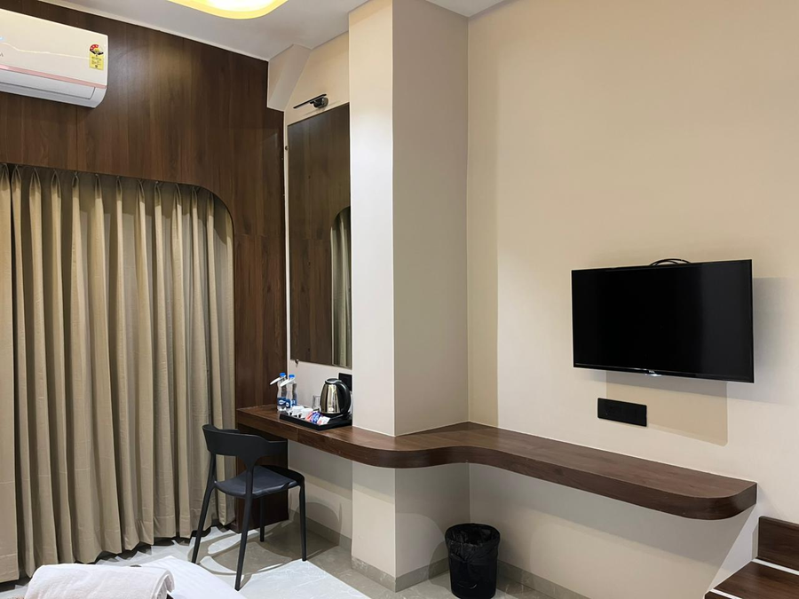 hotel purnima regency dhule